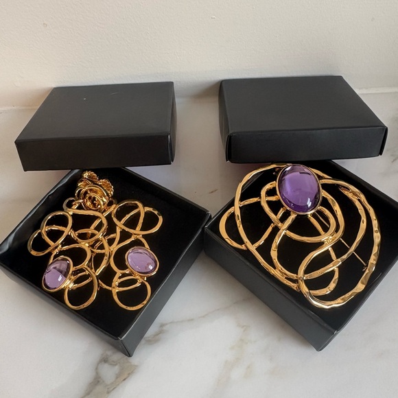 1993 Vtg Avon Faux Amethyst Gold Tone Brooch & Earrings Set Bold 90s Statement - Picture 16 of 16